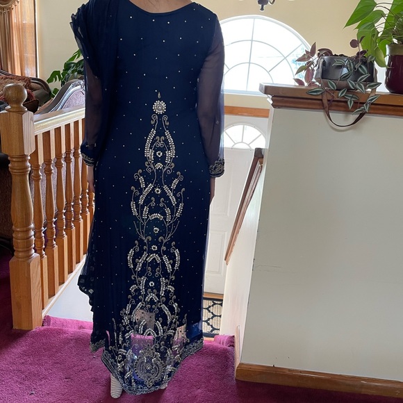 3 piece saree suit - Picture 2 of 3